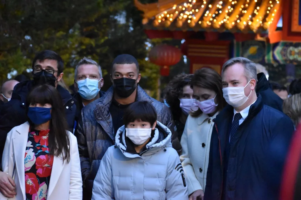 Ceremonie nom bebes panda zoo beauval groupe